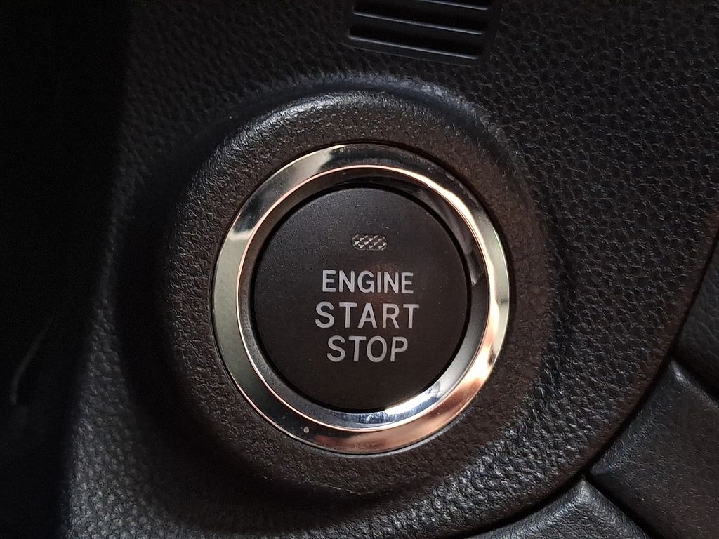 Thumbnail: 2022 Subaru Outback - 20