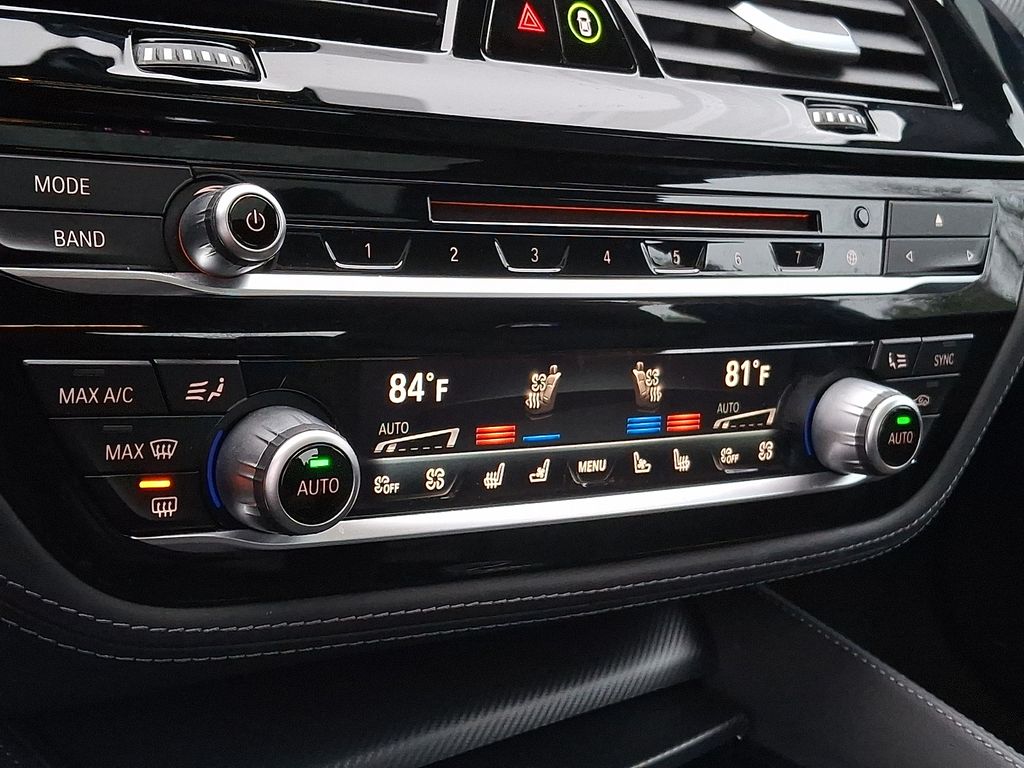 Thumbnail: 2019 BMW M5 - 13