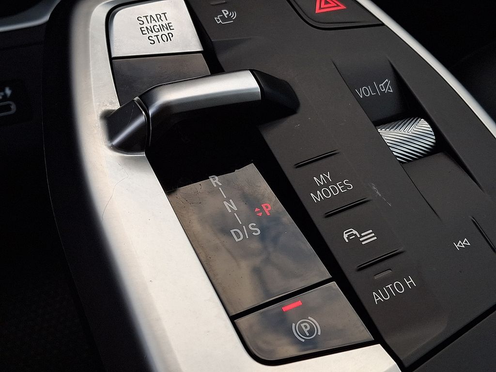 Thumbnail: 2024 BMW X1 - 14