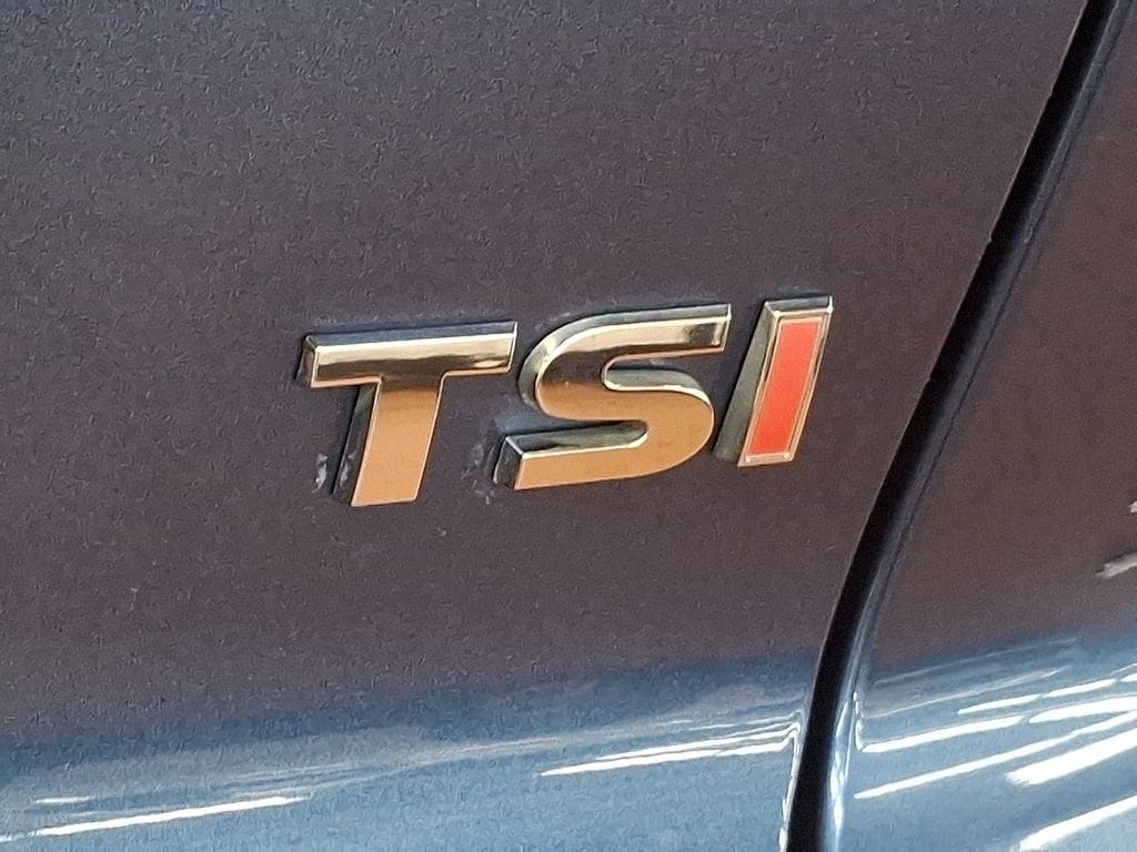 Thumbnail: 2017 Volkswagen Jetta - 28