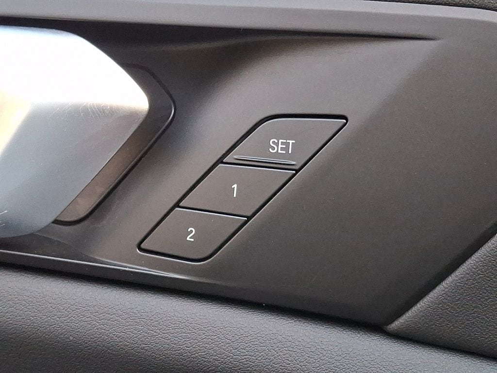 Thumbnail: 2024 BMW X5 - 24