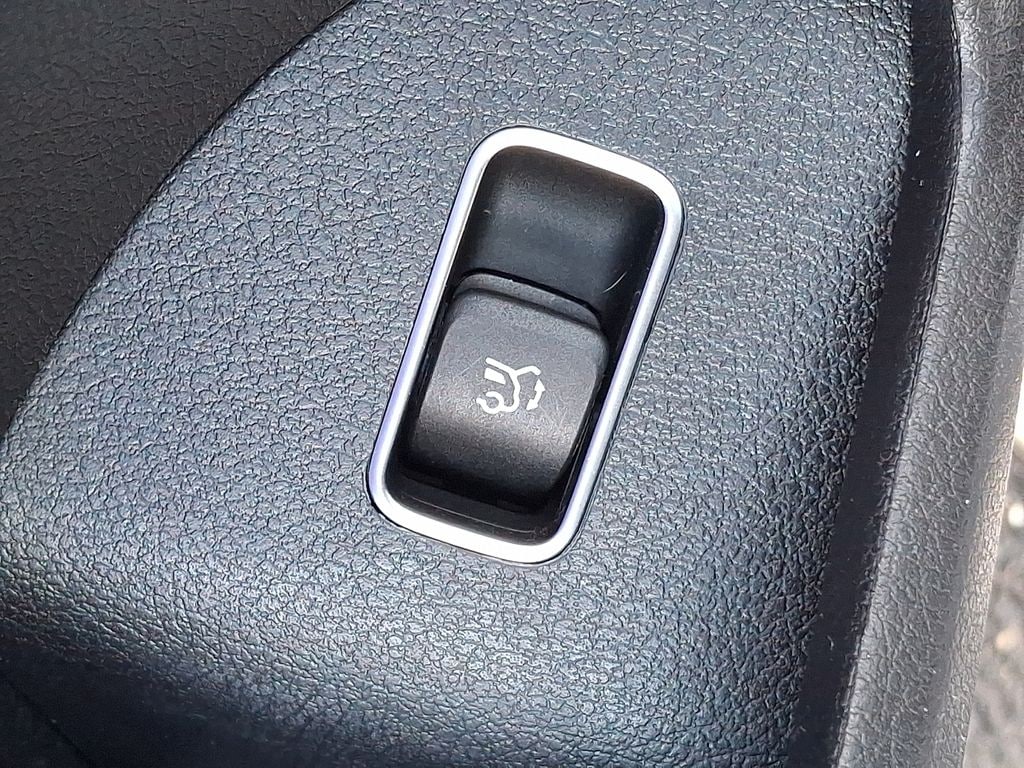 Thumbnail: 2022 Mercedes-Benz GLE - 22