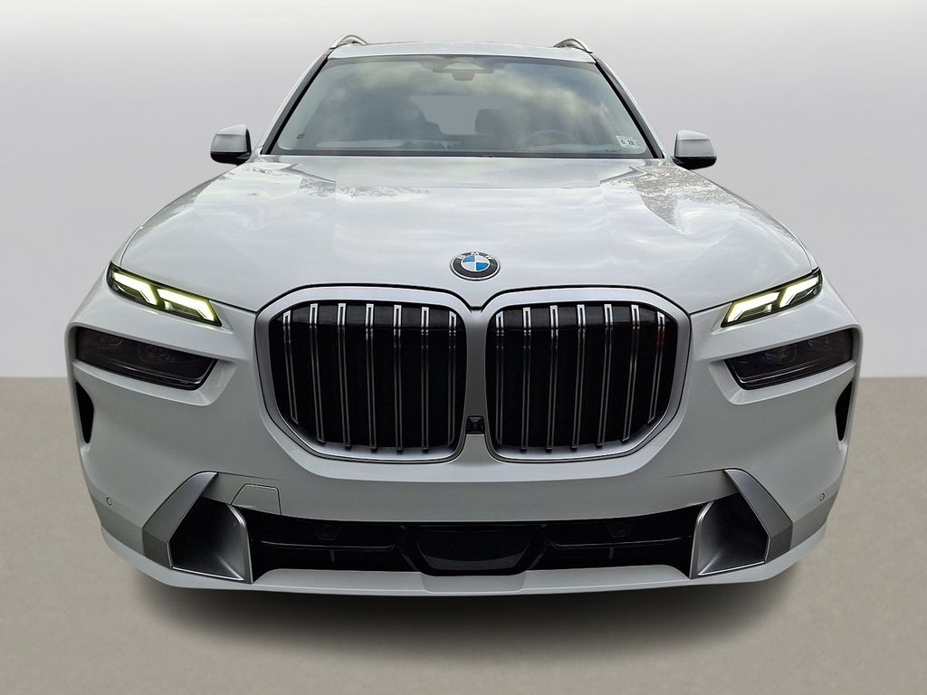 Thumbnail: 2024 BMW X7 - 2