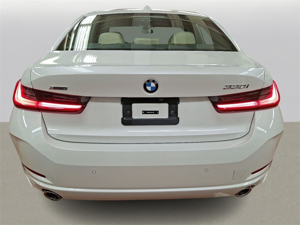 Thumbnail: 2025 BMW 3 Series - 5
