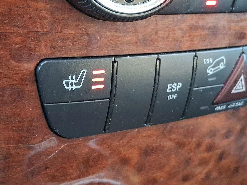 Thumbnail: 2006 Mercedes-Benz M-Class - 22