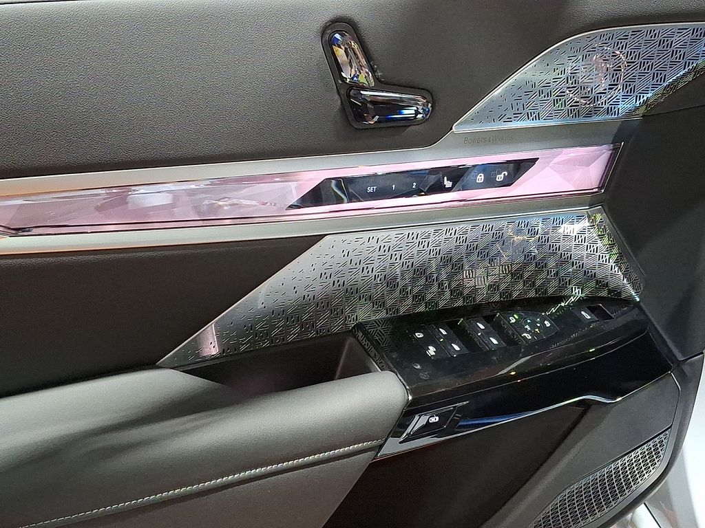 Thumbnail: 2026 BMW 7 Series - 5