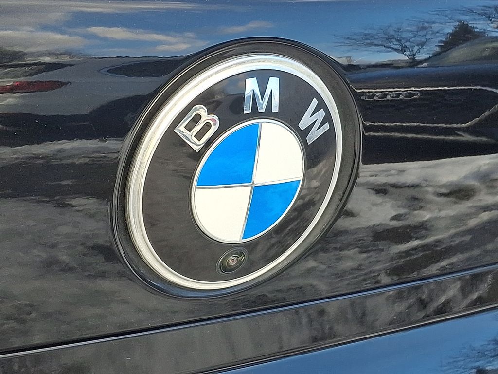 Thumbnail: 2023 BMW 7 Series - 29