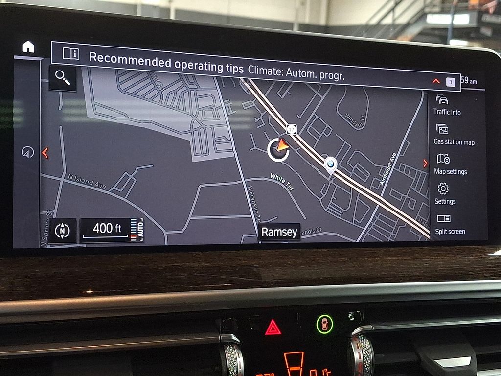 Thumbnail: 2025 BMW X4 - 11