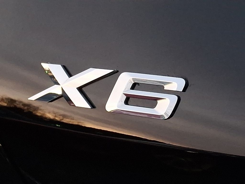 Thumbnail: 2023 BMW X6 - 30