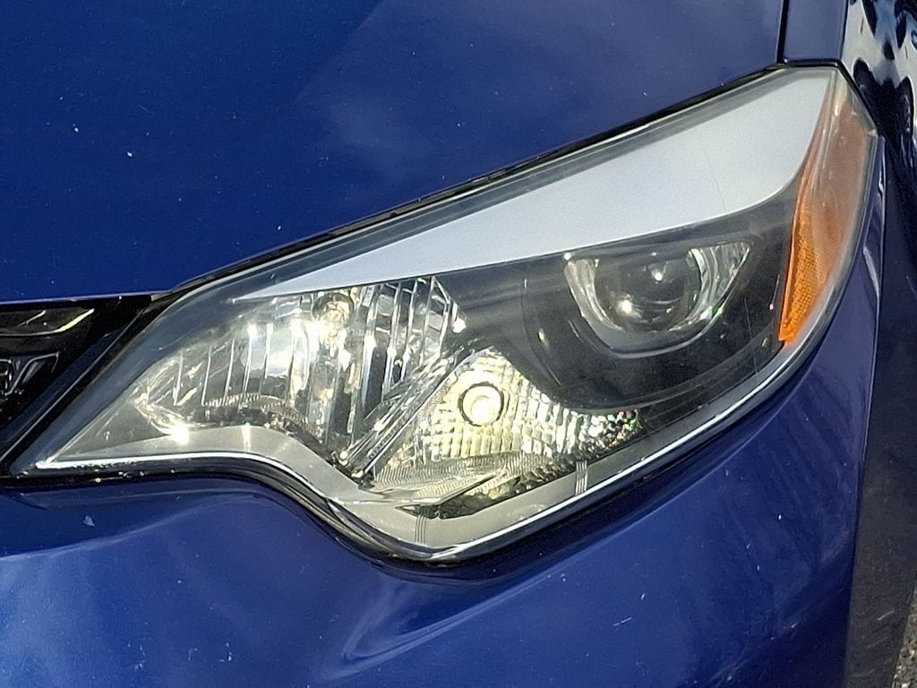 Thumbnail: 2016 Toyota Corolla - 8