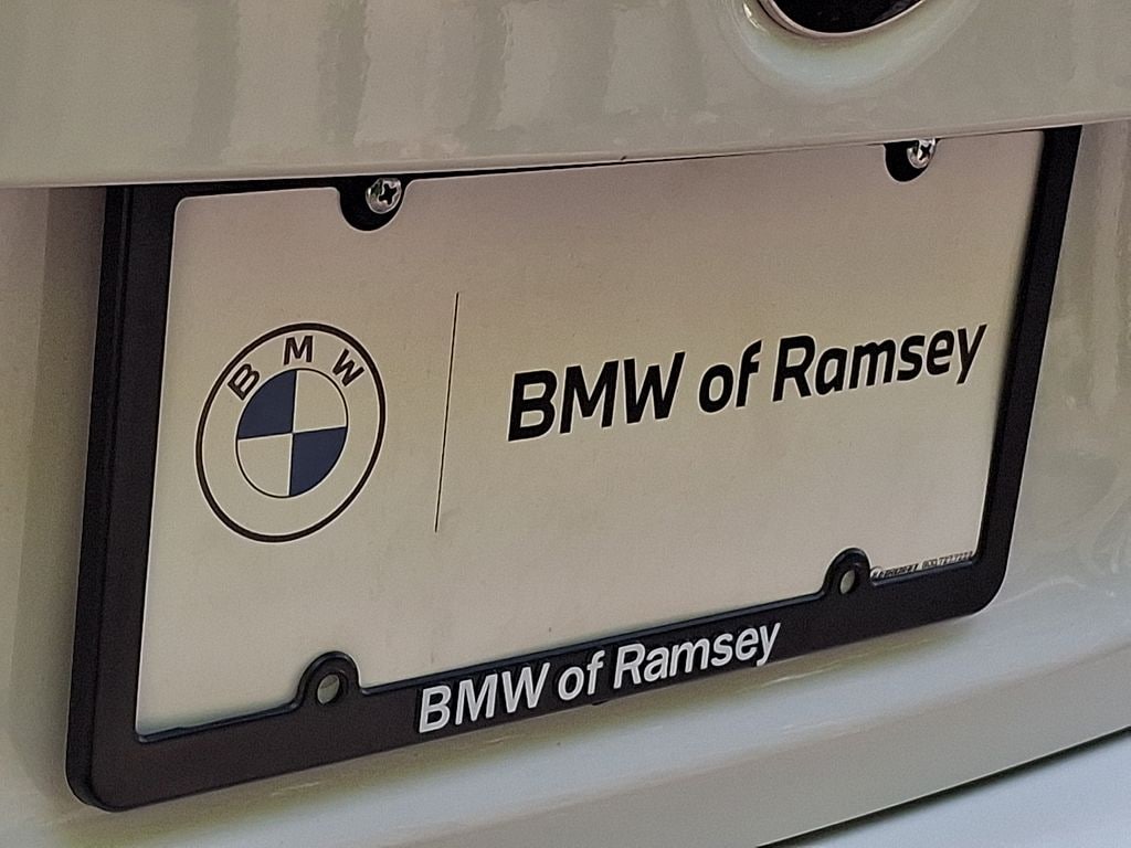 Thumbnail: 2016 BMW 5 Series - 30