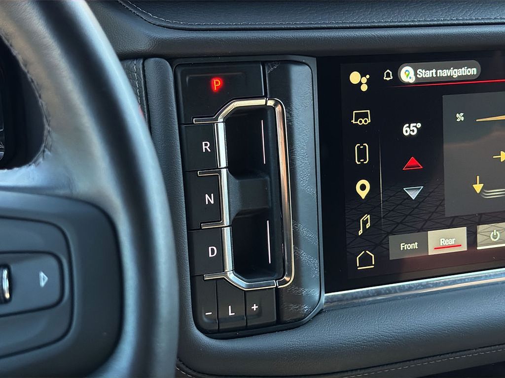 Thumbnail: 2024 GMC Yukon - 25