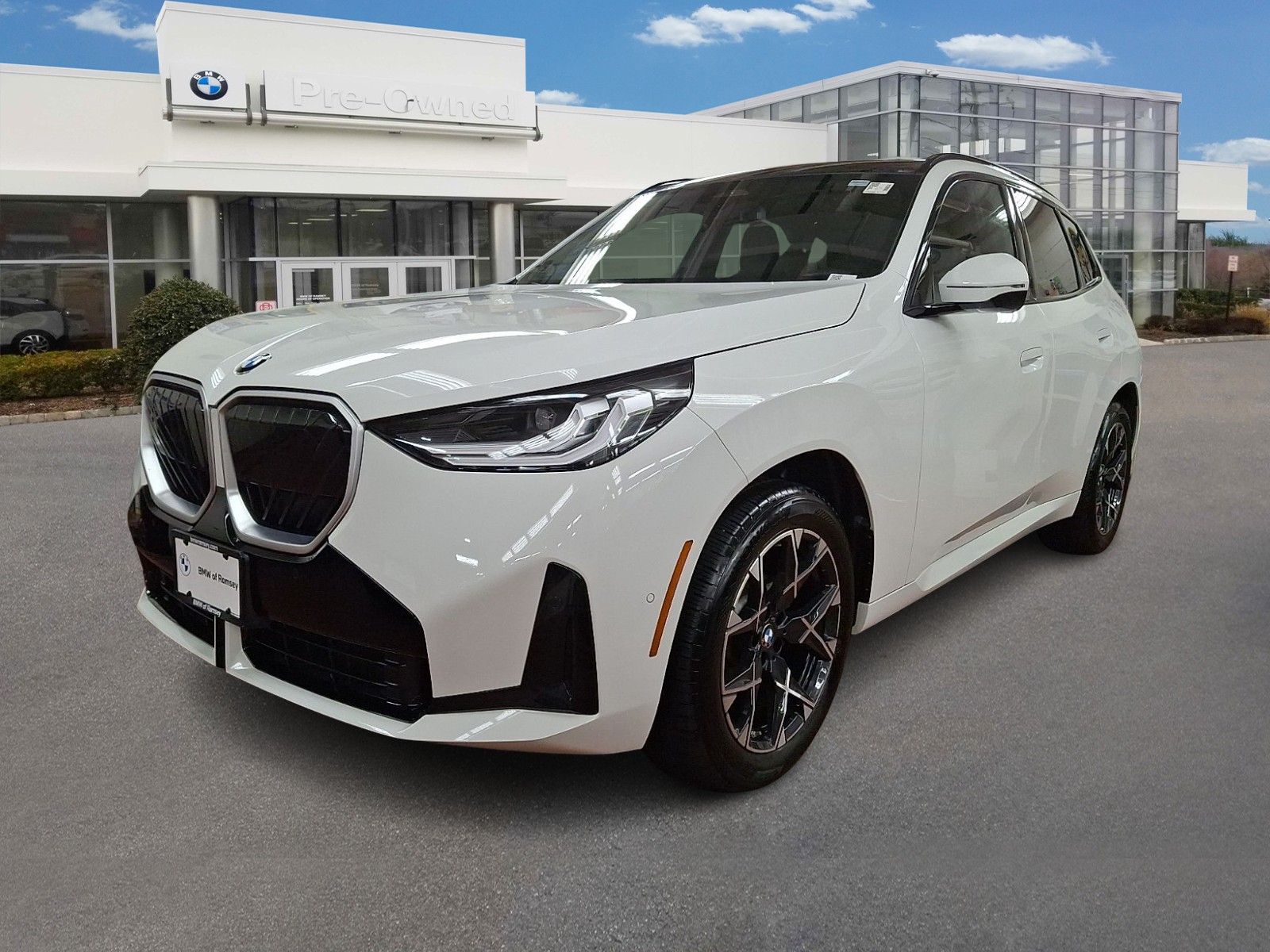 Thumbnail: 2025 BMW X3 - 1