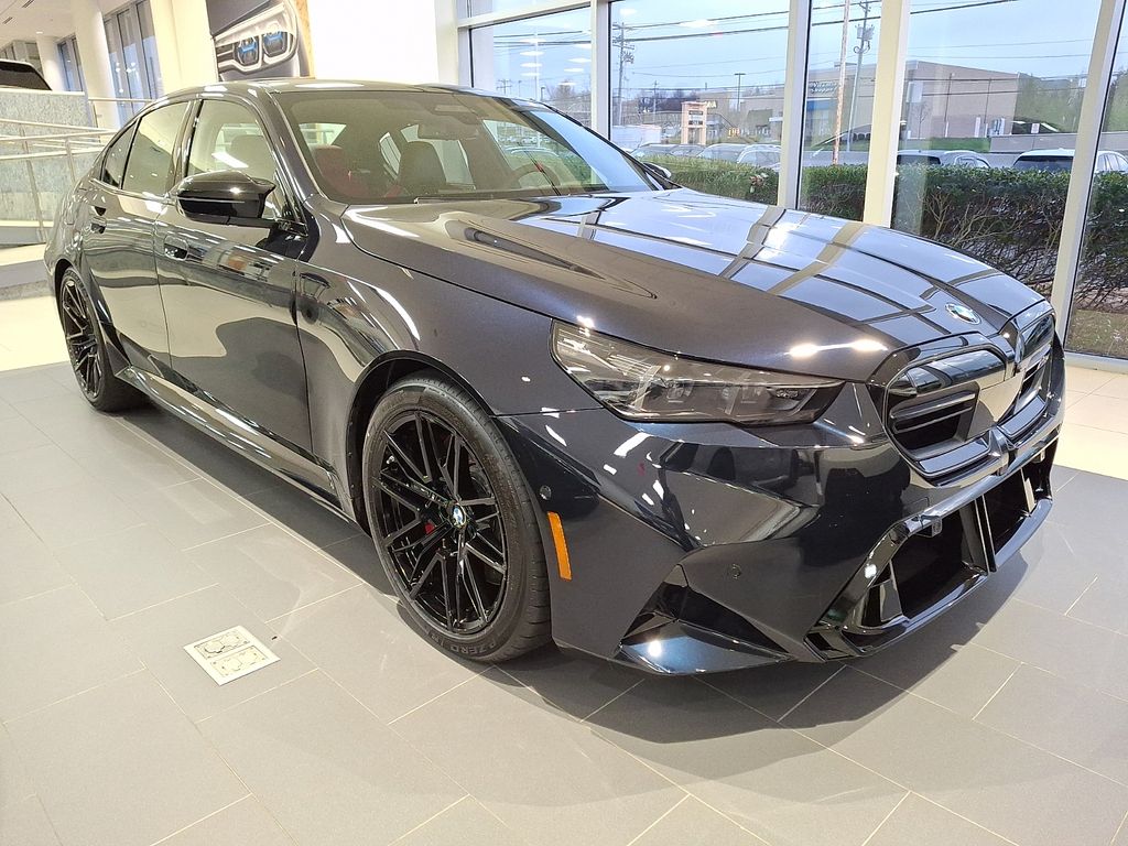 Thumbnail: 2026 BMW M5 - 2