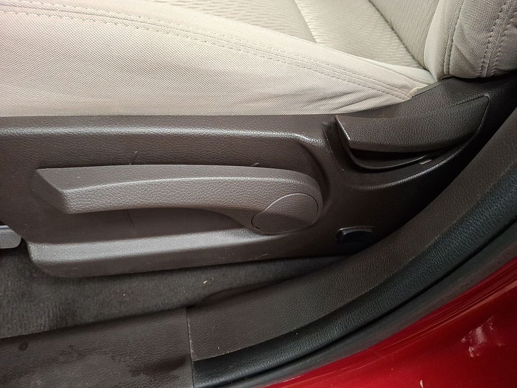 Thumbnail: 2017 Hyundai Santa Fe - 11