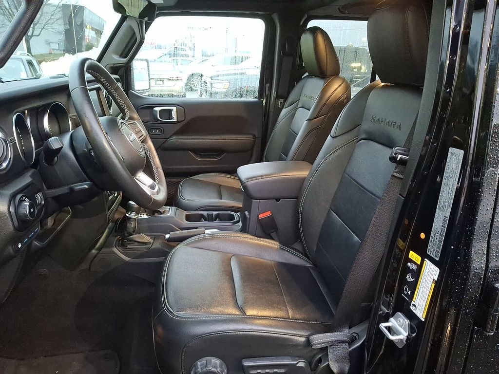 Thumbnail: 2023 Jeep Wrangler - 10