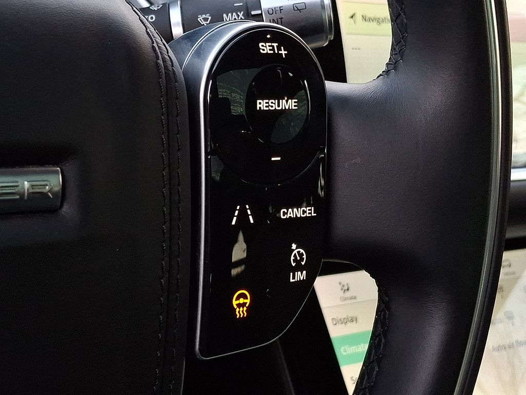 Thumbnail: 2020 Land Rover Range Rover Evoque - 19