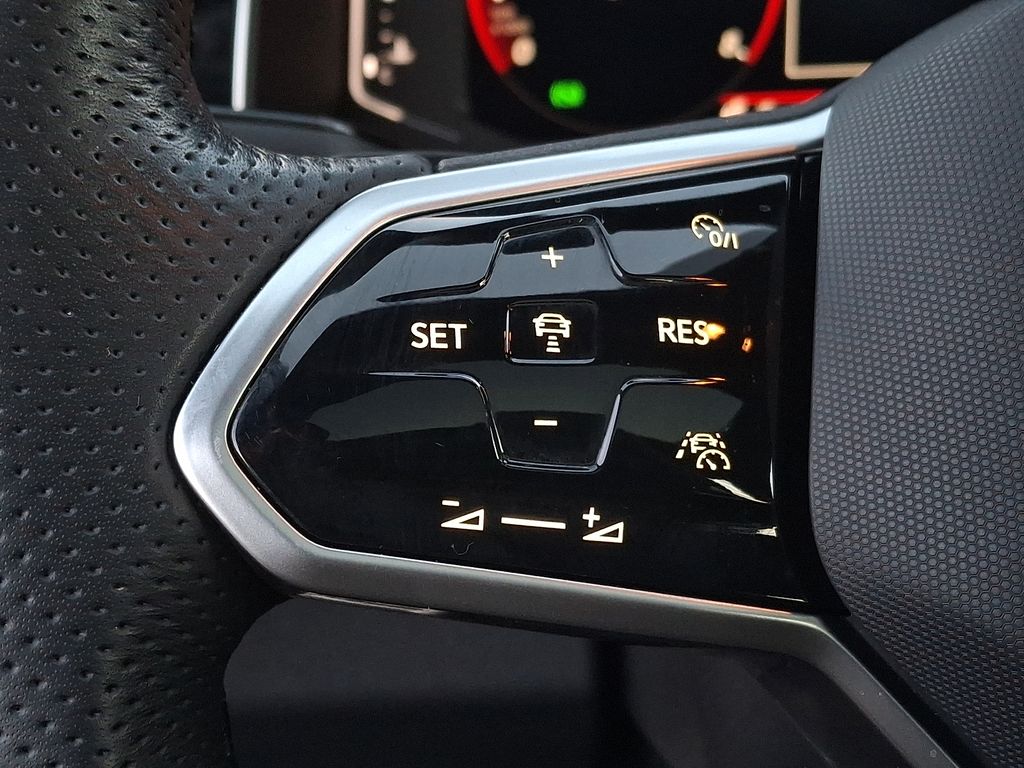 Thumbnail: 2025 Volkswagen Jetta - 20