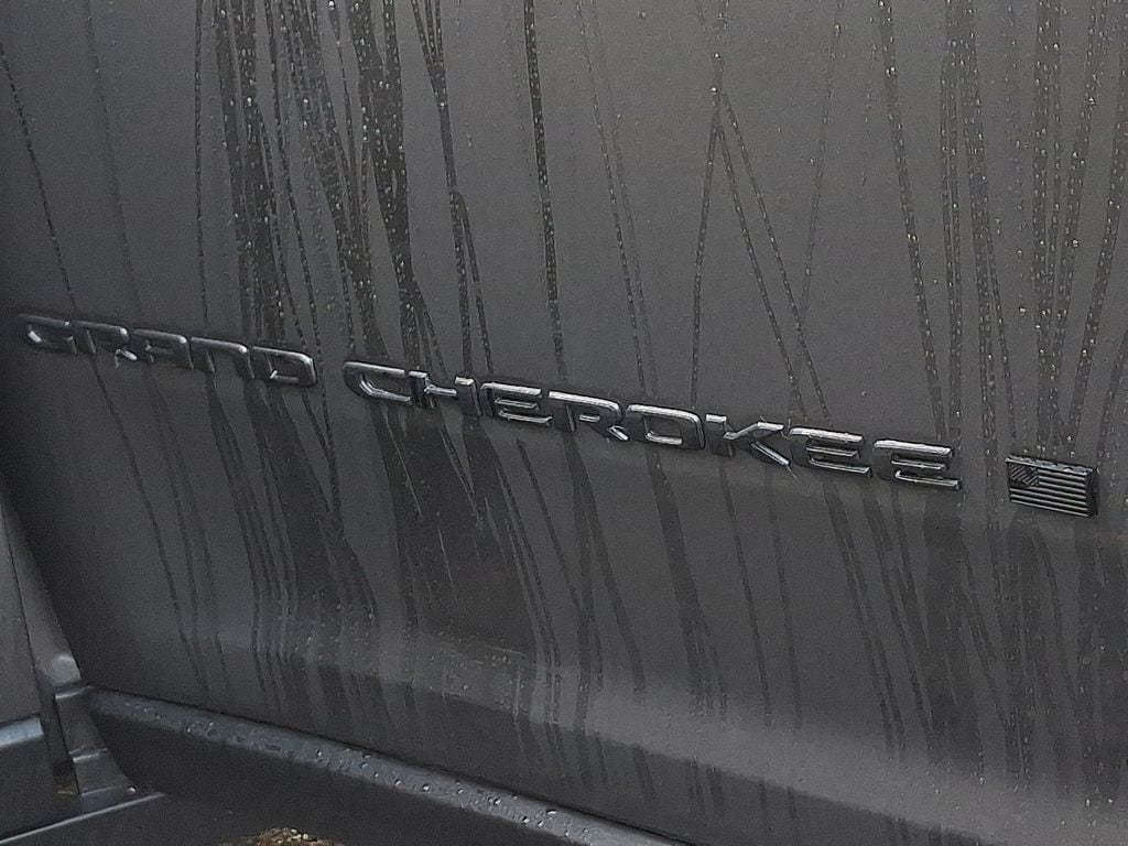 2023 Jeep Grand Cherokee Laredo 29
