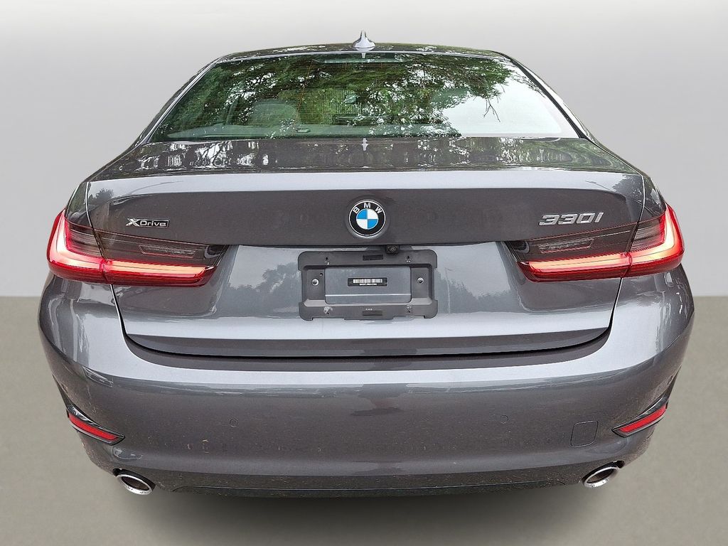 Thumbnail: 2022 BMW 3 Series - 5