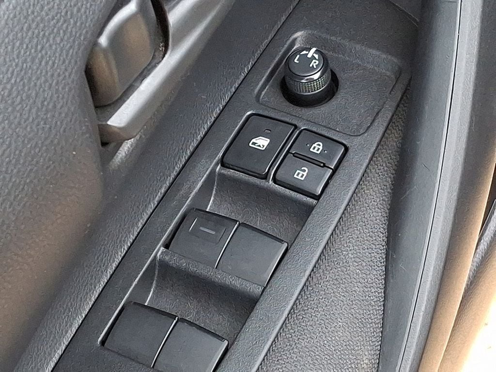 Thumbnail: 2022 Toyota Corolla - 24