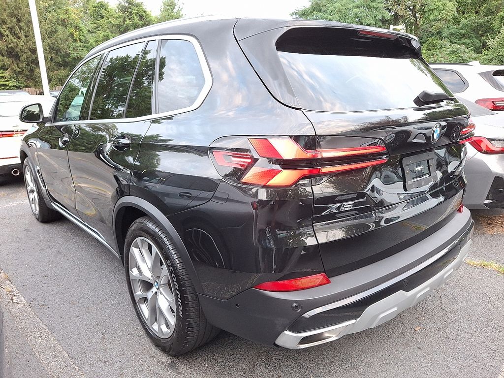 Thumbnail: 2024 BMW X5 - 6
