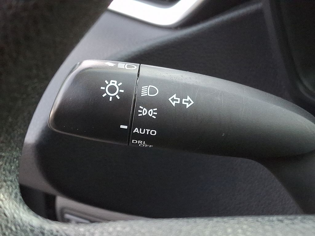 Thumbnail: 2023 Toyota Corolla - 21