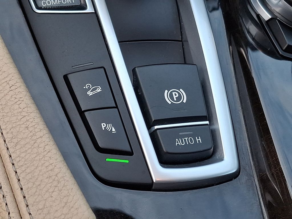Thumbnail: 2015 BMW 5 Series - 22