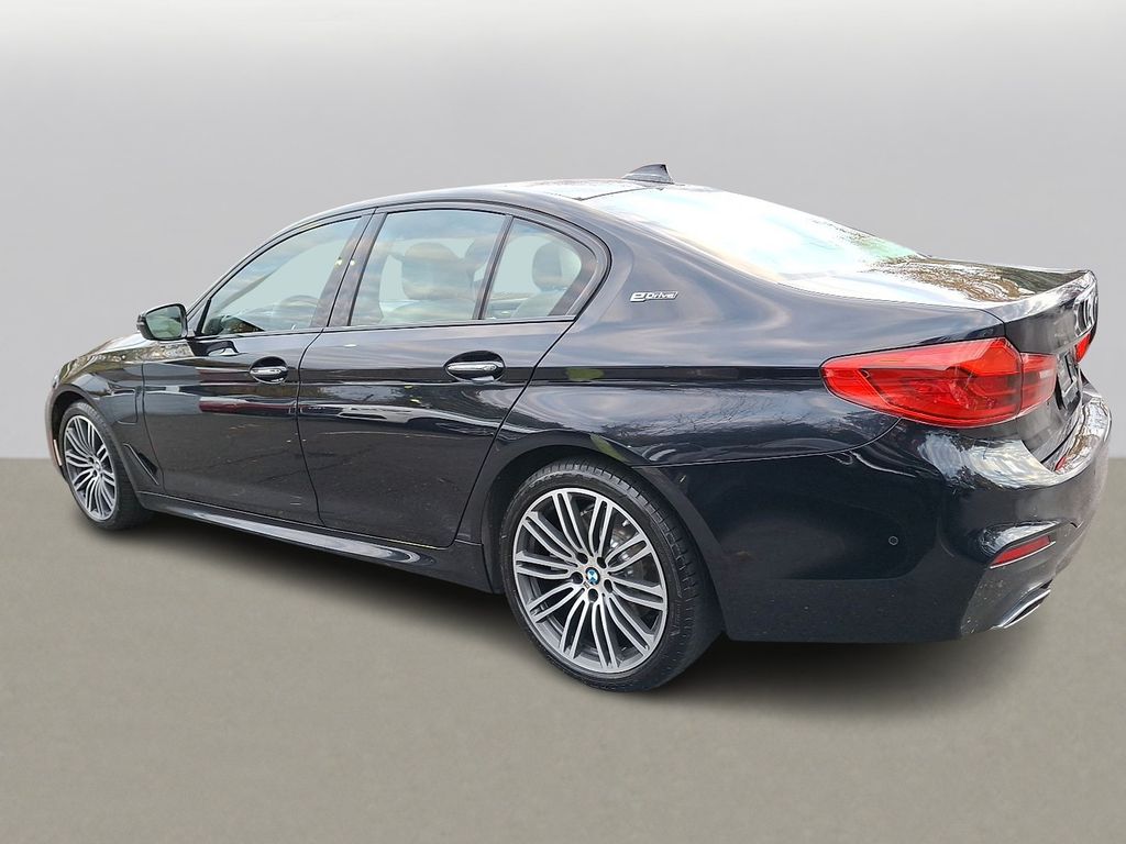 Thumbnail: 2018 BMW 5 Series - 5