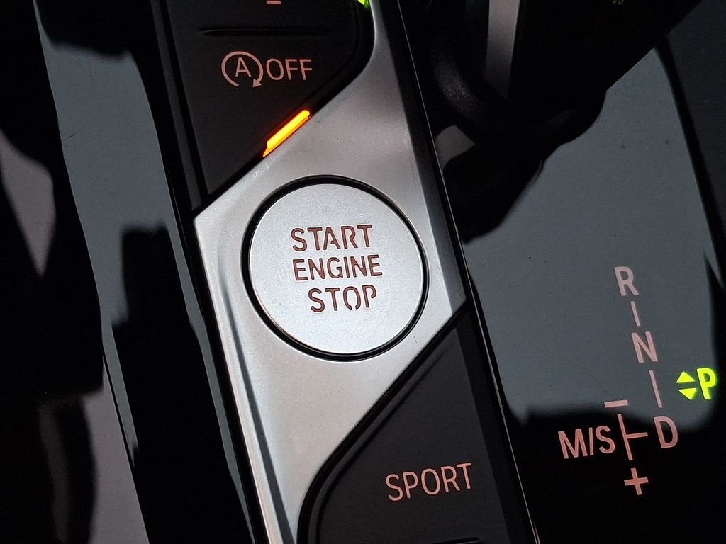 Thumbnail: 2022 BMW X3 - 21