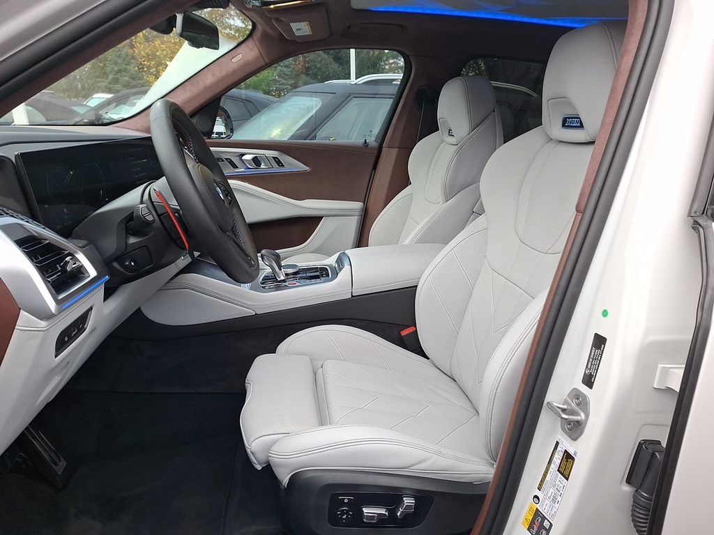 Thumbnail: 2024 BMW XM - 9