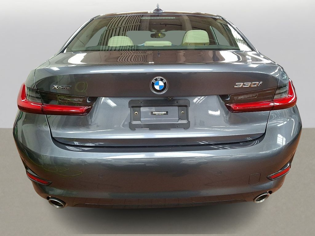 Thumbnail: 2021 BMW 3 Series - 4