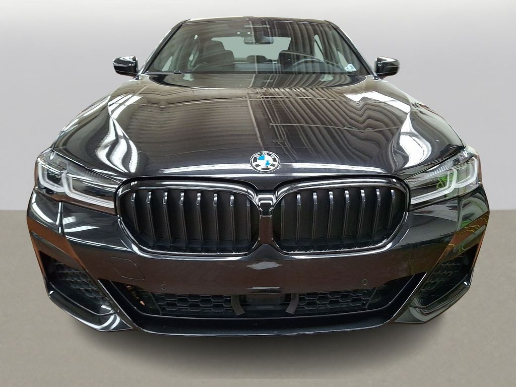 Thumbnail: 2023 BMW 5 Series - 2
