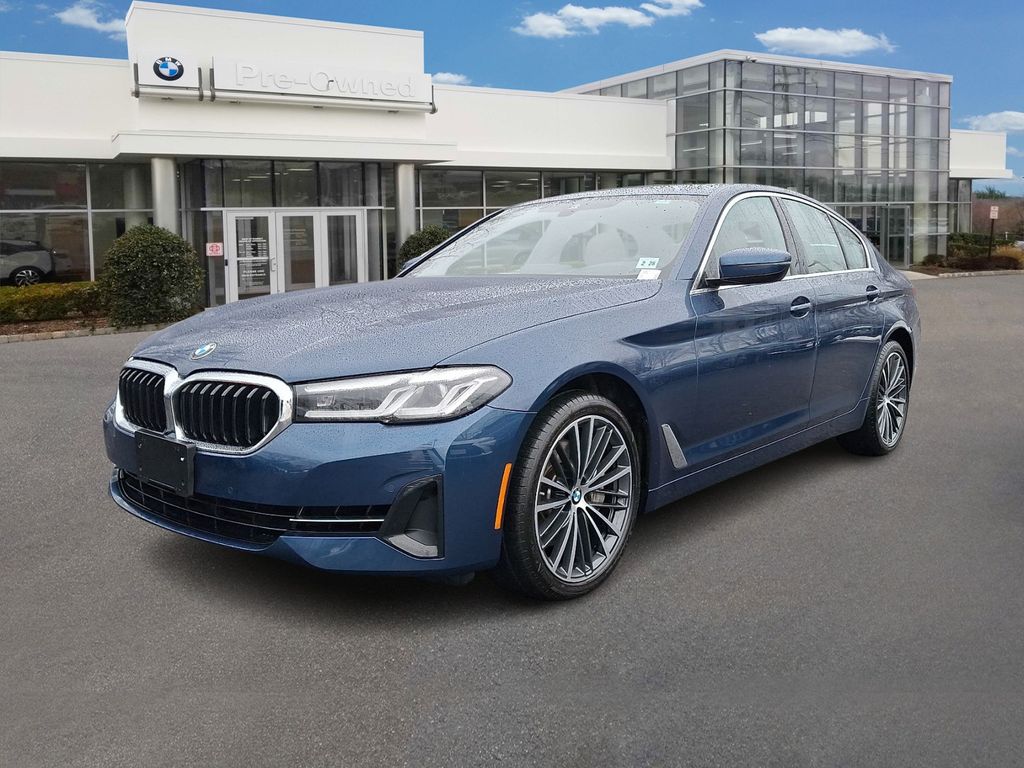 Thumbnail: 2023 BMW 5 Series - 1