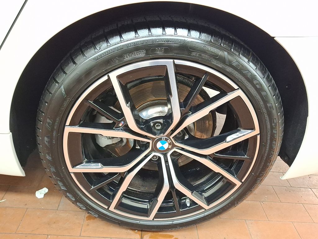 Thumbnail: 2023 BMW 5 Series - 6