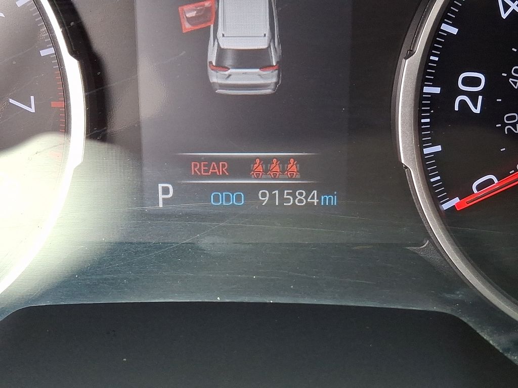 Thumbnail: 2019 Toyota RAV4 - 17