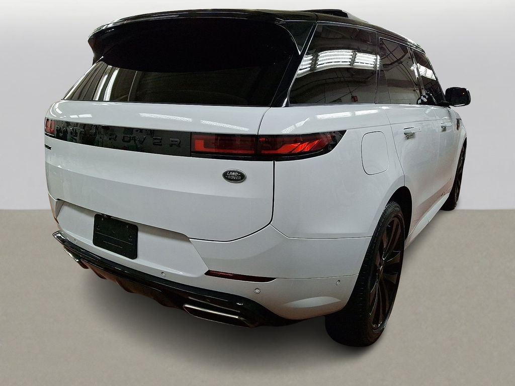 Thumbnail: 2023 Land Rover Range Rover Sport - 4