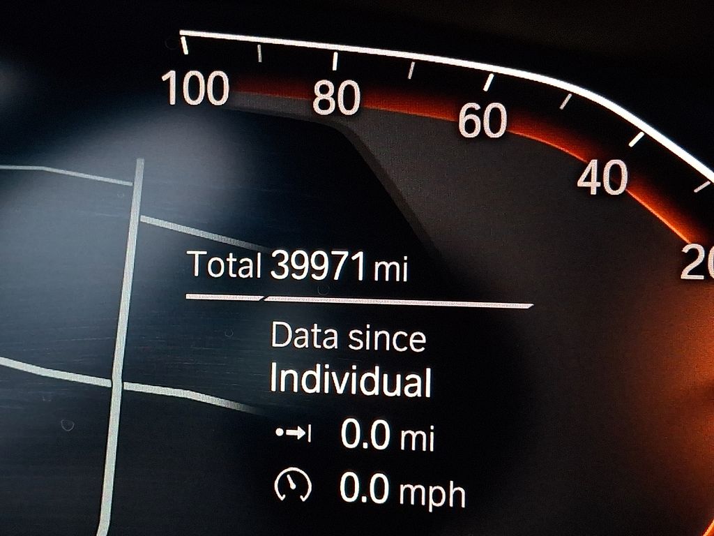 Thumbnail: 2023 BMW 5 Series - 16