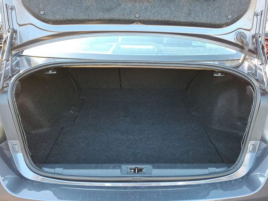 Thumbnail: 2015 Subaru Legacy - 27