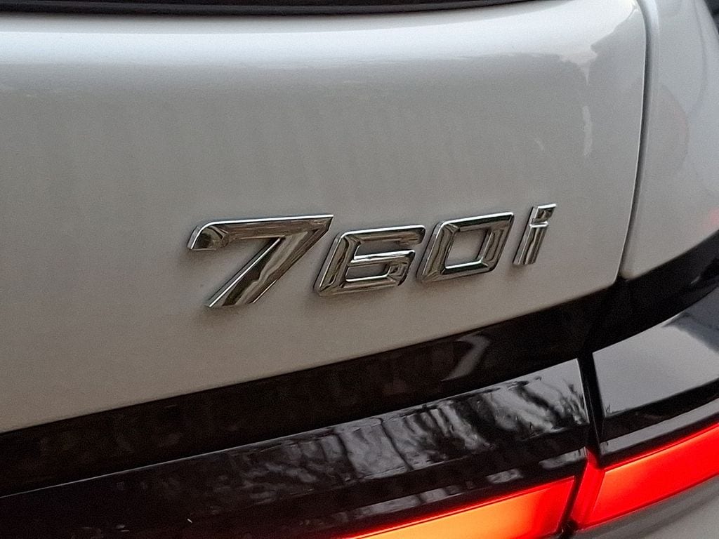 Thumbnail: 2023 BMW 7 Series - 28