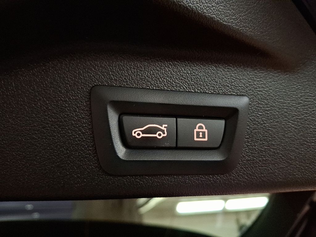 Thumbnail: 2023 BMW X5 - 29