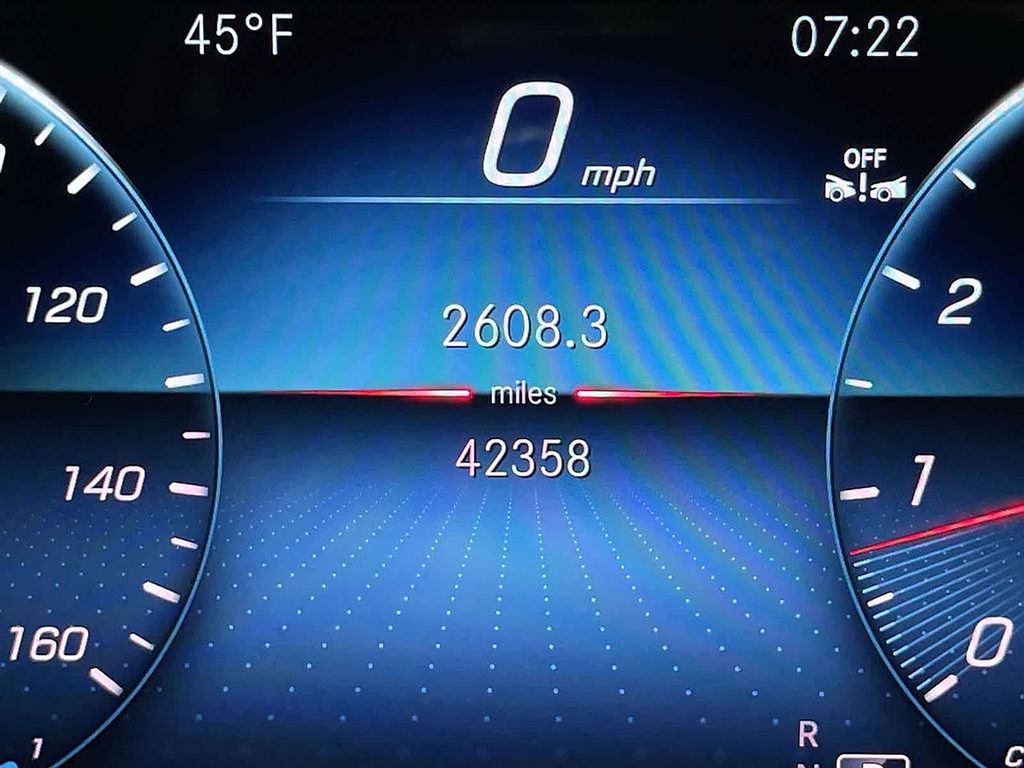 Thumbnail: 2022 Mercedes-Benz GLE - 30