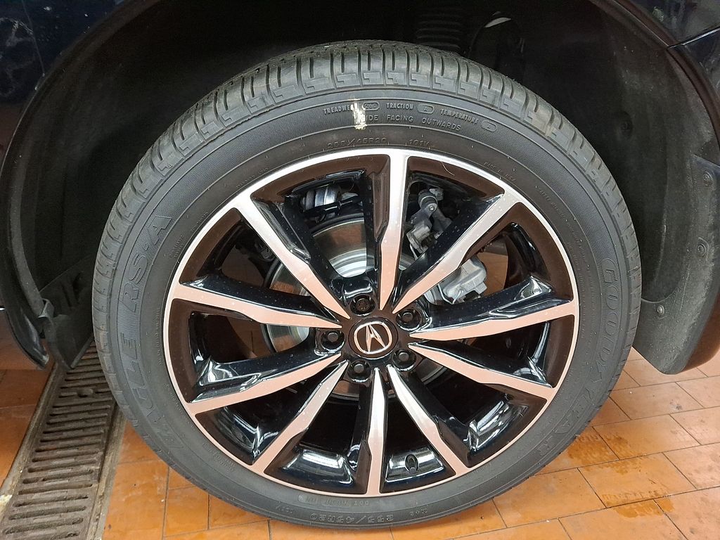 Thumbnail: 2025 Acura RDX - 7