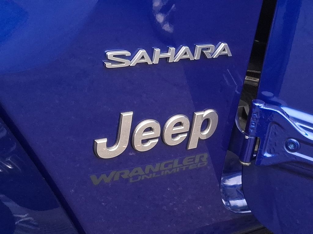 Thumbnail: 2020 Jeep Wrangler - 28