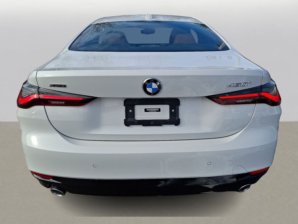 Thumbnail: 2024 BMW 4 Series - 4