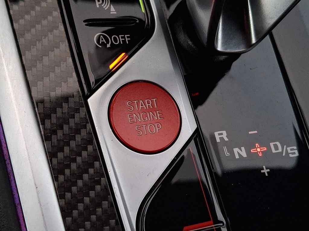 Thumbnail: 2023 BMW M8 - 21