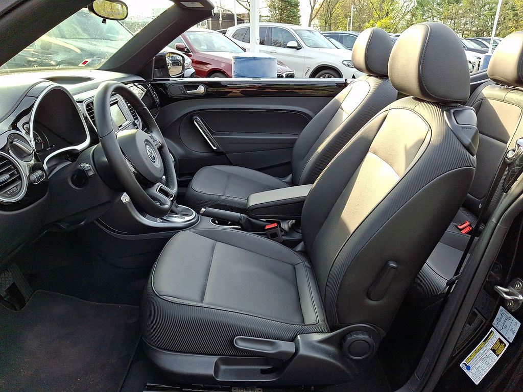 Thumbnail: 2019 Volkswagen Beetle - 10