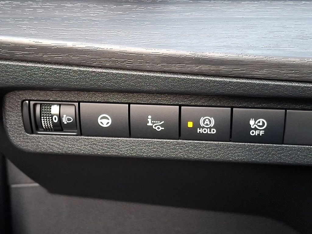 Thumbnail: 2024 Nissan Ariya - 25