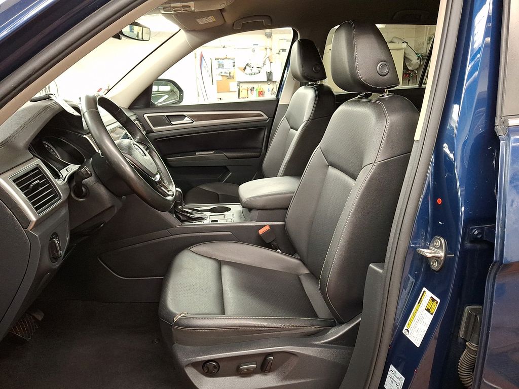 Thumbnail: 2019 Volkswagen Atlas - 10