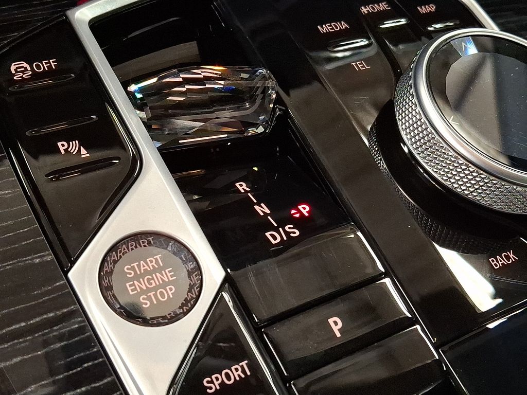 Thumbnail: 2025 BMW X5 - 12